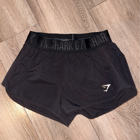 Gymshark shorts - Picture 1 of 3
